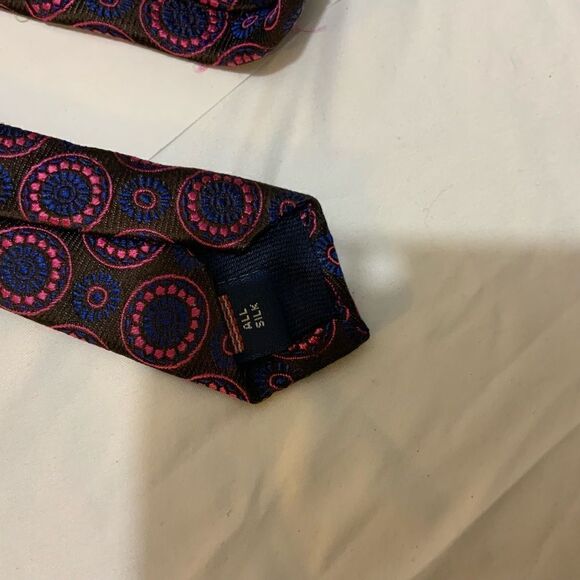 Holland & Sherry Tie - Picture 5 of 5